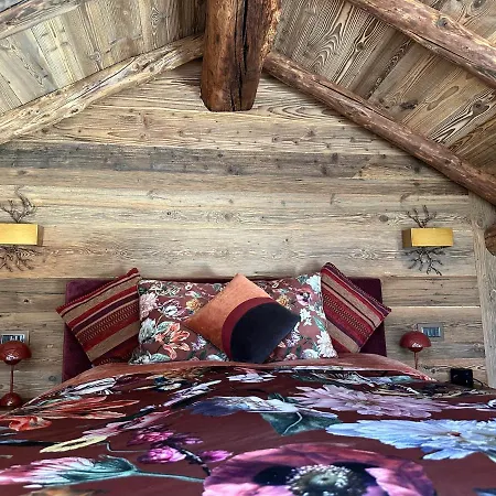 Private Luxury & Silence Retreat With Spectacular View Over The Maggiore Panzió 4*