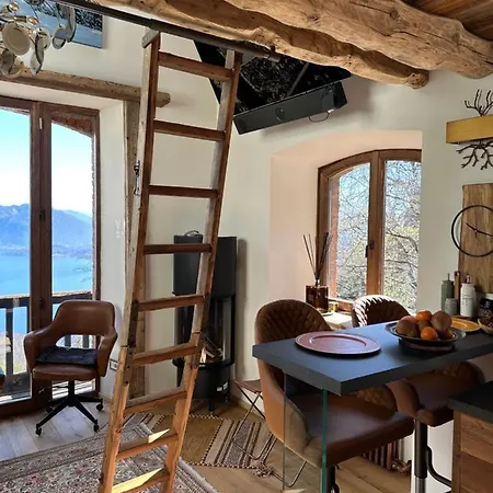 Bed & Breakfast Private Luxury & Silence Retreat With Spectacular View Over The Maggiore