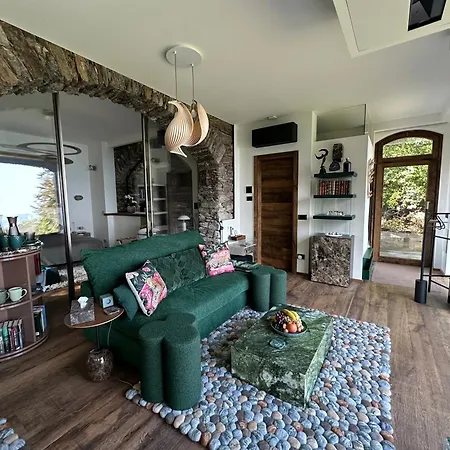 Private Luxury & Silence Retreat With Spectacular View Over The Maggiore Panzió 4*