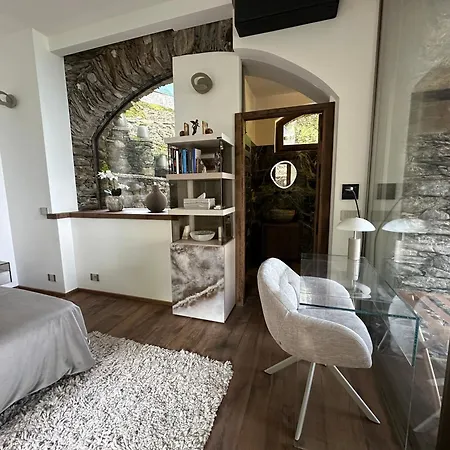 فندق مبيت وإفطار Private Luxury & Silence Retreat With Spectacular View Over The Maggiore ستريزا