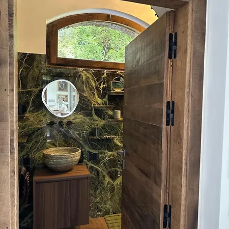 Private Luxury & Silence Retreat With Spectacular View Over The Maggiore 4*