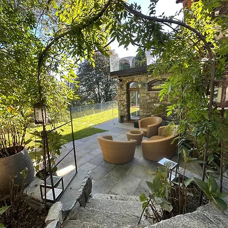 Private Luxury & Silence Retreat With Spectacular View Over The Maggiore Panzió Stresa