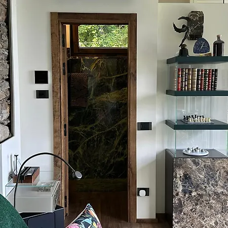 Panzió Private Luxury & Silence Retreat With Spectacular View Over The Maggiore 4*