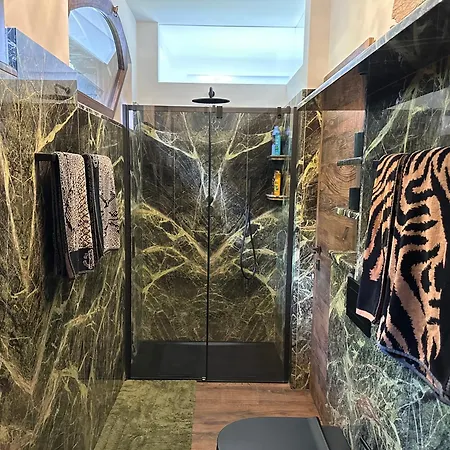 Panzió Private Luxury & Silence Retreat With Spectacular View Over The Maggiore Stresa