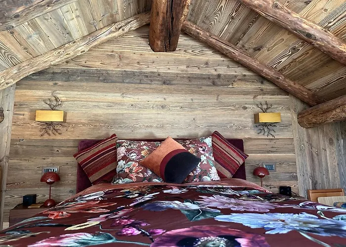 Private Luxury & Silence Retreat With Spectacular View Over The Maggiore 住宿加早餐酒店 4*