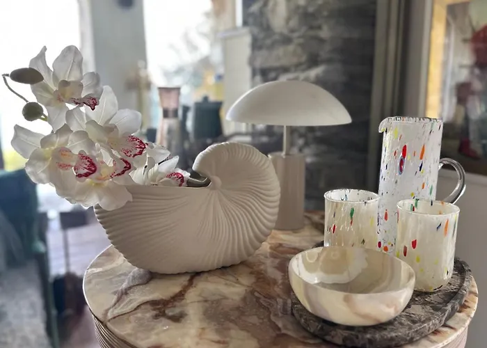 Private Luxury & Silence Retreat With Spectacular View Over The Maggiore 住宿加早餐酒店 斯特雷萨